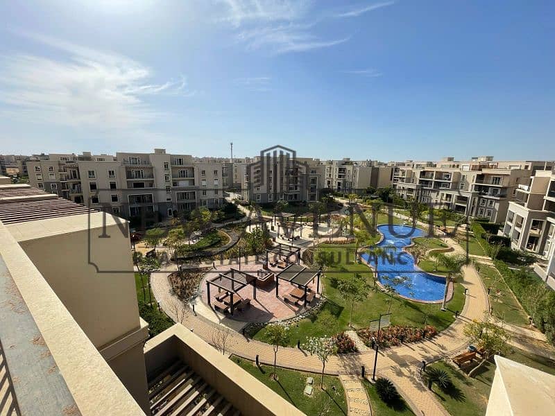 Penthouse semi finished ready to move for sale prime location in october plaza From sodic Prime location overlooking main landscape - Ansicht 3