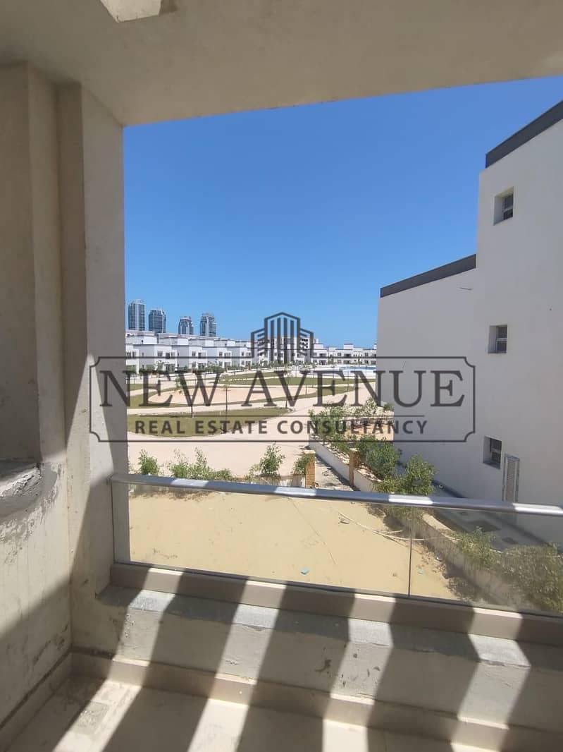With Lagoon View Standalone Villa for Sale in Mazarine Alamein Fully Finished Ready to Move - Mehr