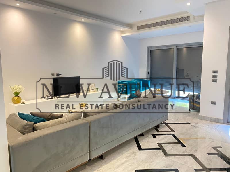 Standalone Villa Fully Furnished with Air Conditions Located in a Prime Location in VGK New Cairo Village Garden Katameya Ready To Move Golden Square - Ansicht 4