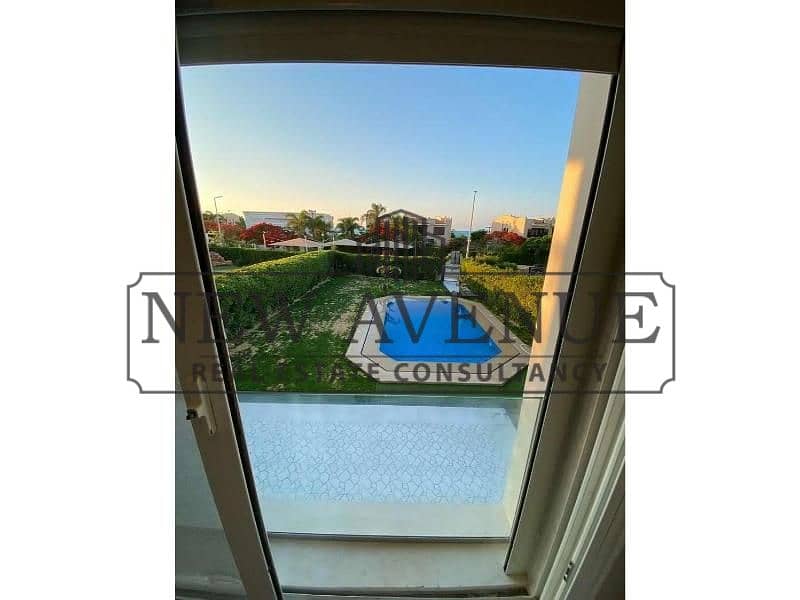 Ready to move fully furnished Twinhouse with swimming pool and AC's Second row with sea view for sale in Marina 6 North coast, bua 300m with 5 bedroom - Widok 5
