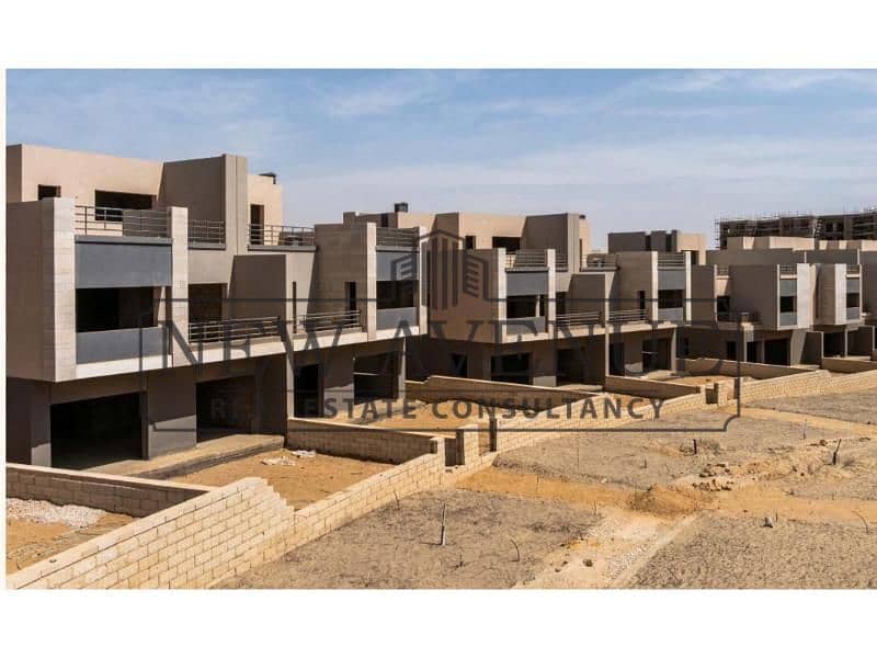 Corner Townhouse for sale in Haptown Seasons Immediate Delivery Perfect location Garden View Below Market Price - Ansicht 4