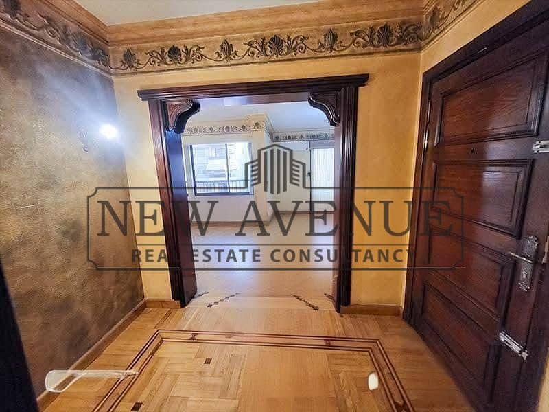 Prime location apartment for sale in Alorouba, Heliopolis, Fully finished ultra super lux, Open view, elevator - Widok 4