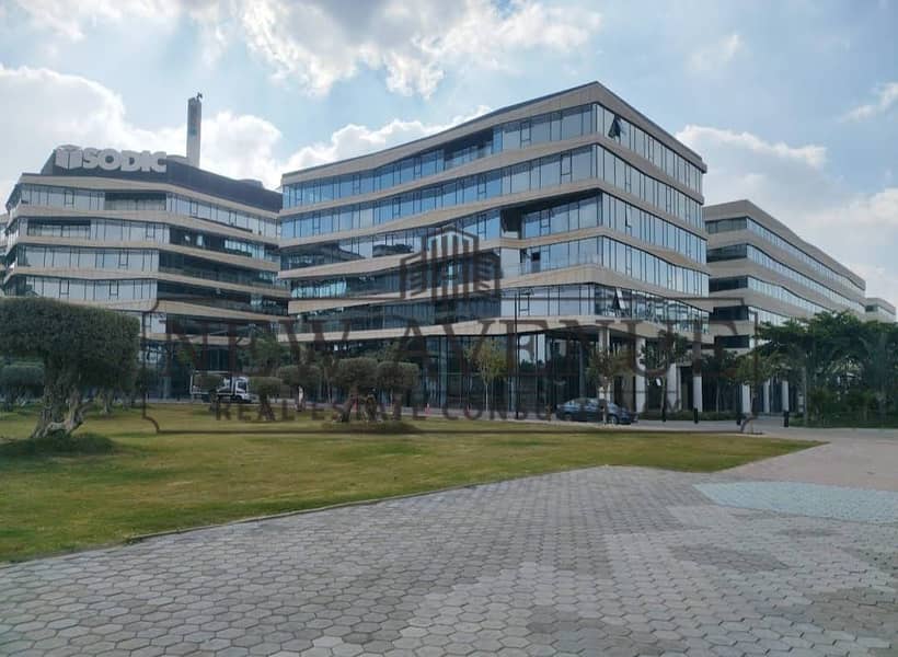 Administrative office for rent in The Portal at Zayed - Όψη 3