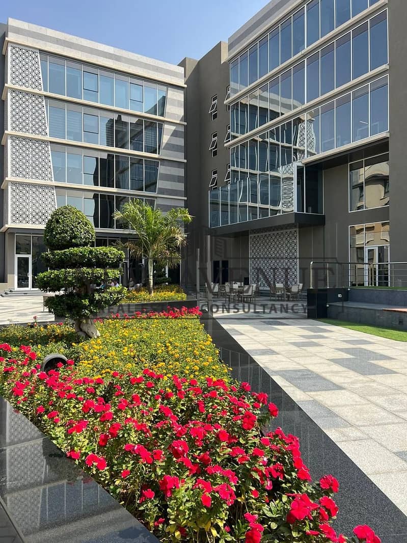 ready to move office for sale behind AUC - Ansicht 3