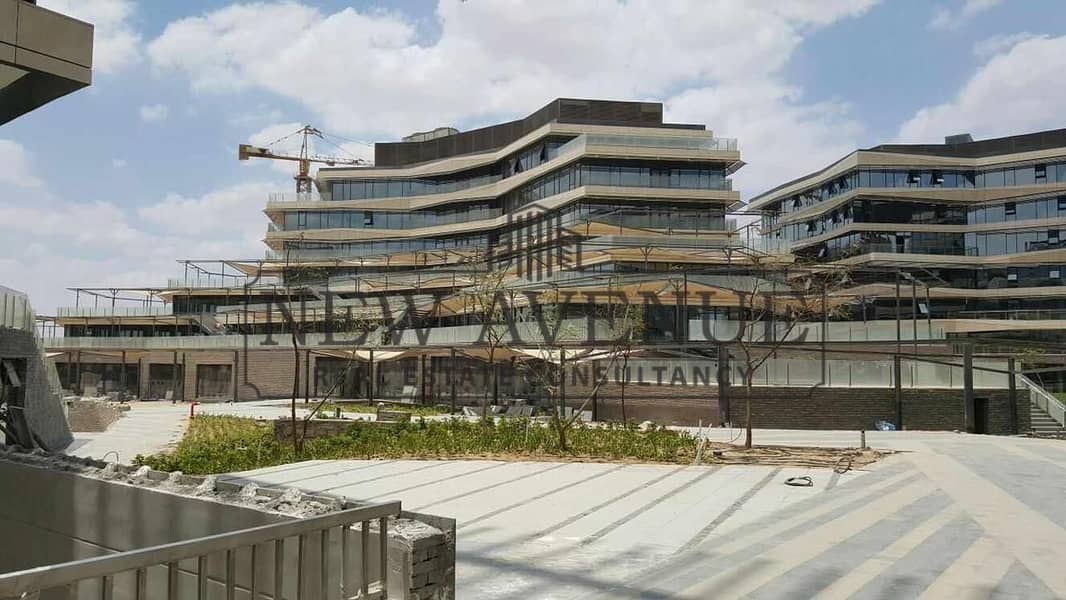 Finished office for sale in the strongest investment location in New Sheikh Zayed inside Dejoya Primero Mall, area: 35 m², fully finished with a 5% down payment and installment over 15 years. – pohled 6