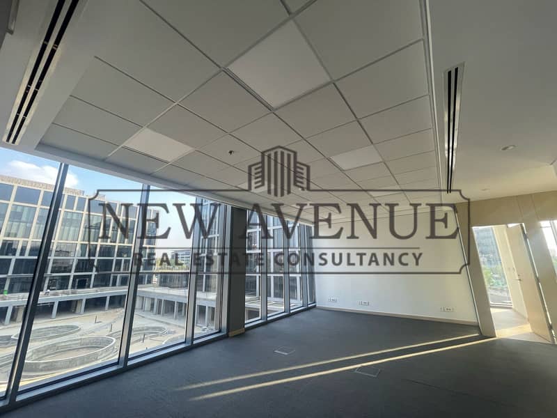 Office Fully Finished For Rent in Cairo Festival City – pohled 6