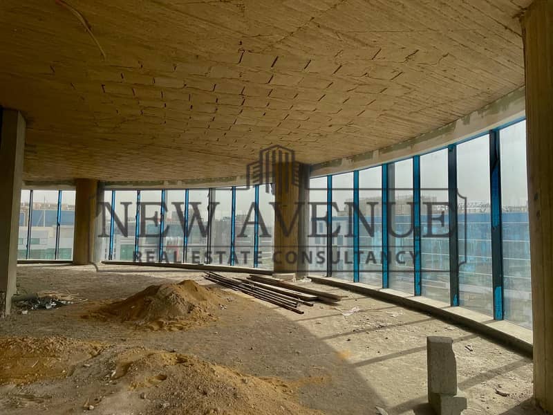 Office overlooking 90th and 70th street in the center of newcairo - Widok 6