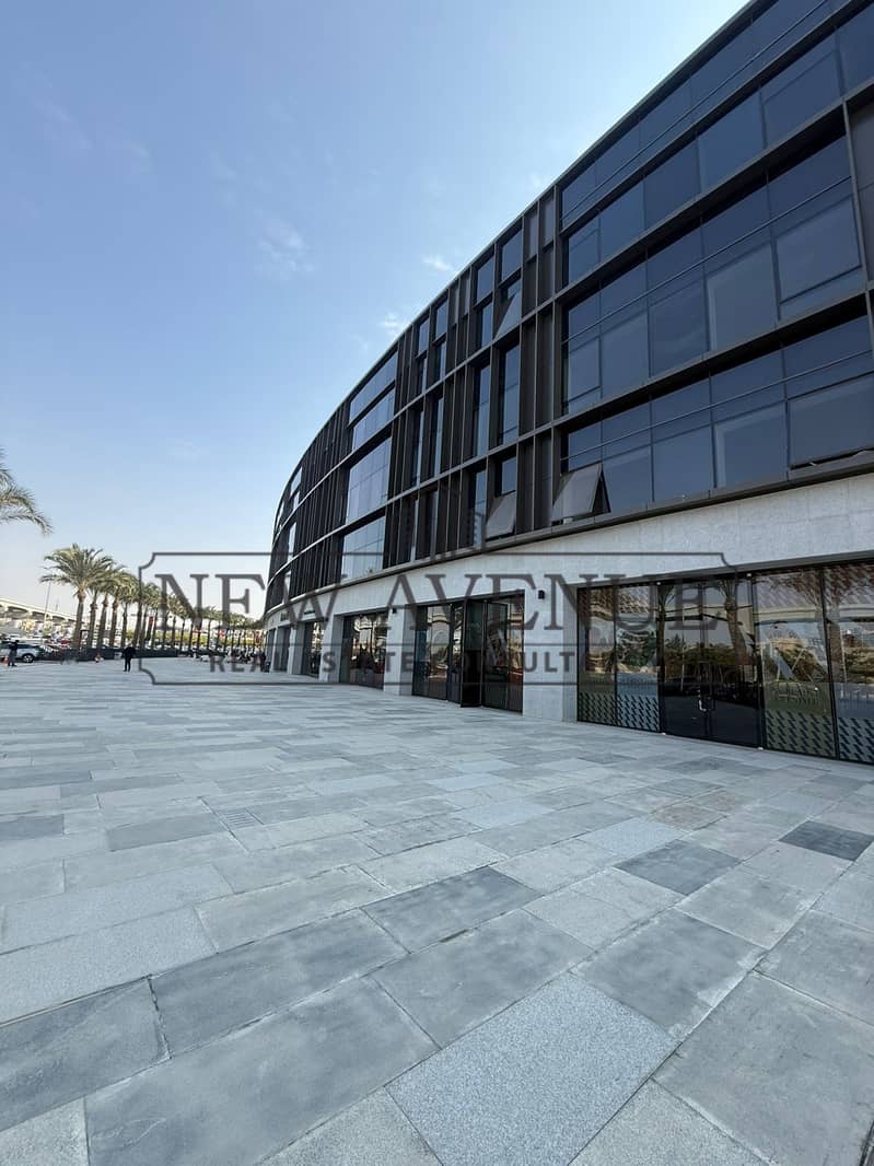 Office For Rent In Lake View Residence New Cairo - Ansicht 2