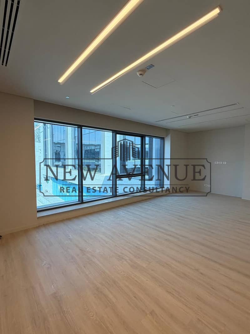 Fully Finished office plaza view for rent at uvenuse by swedy new cairo - Widok 3