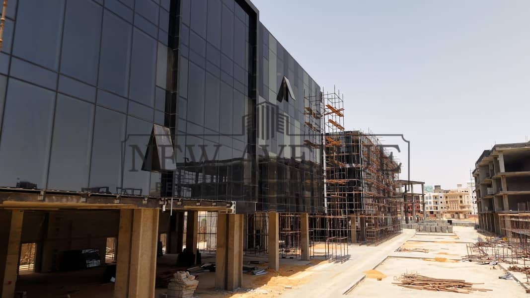 Fully finished office for sale with prime location at Eastmain by mobco - Widok 3