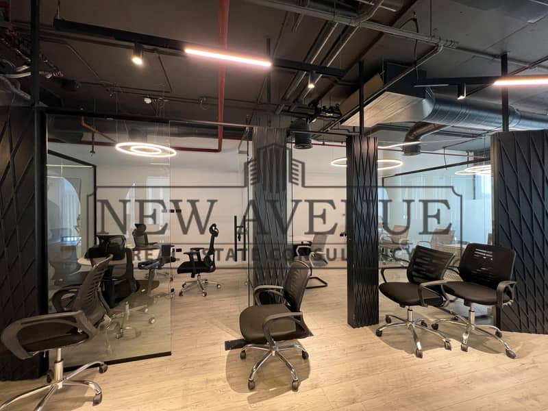 own your furnished office | perfect corner view at EDNC New Cairo - Widok 5