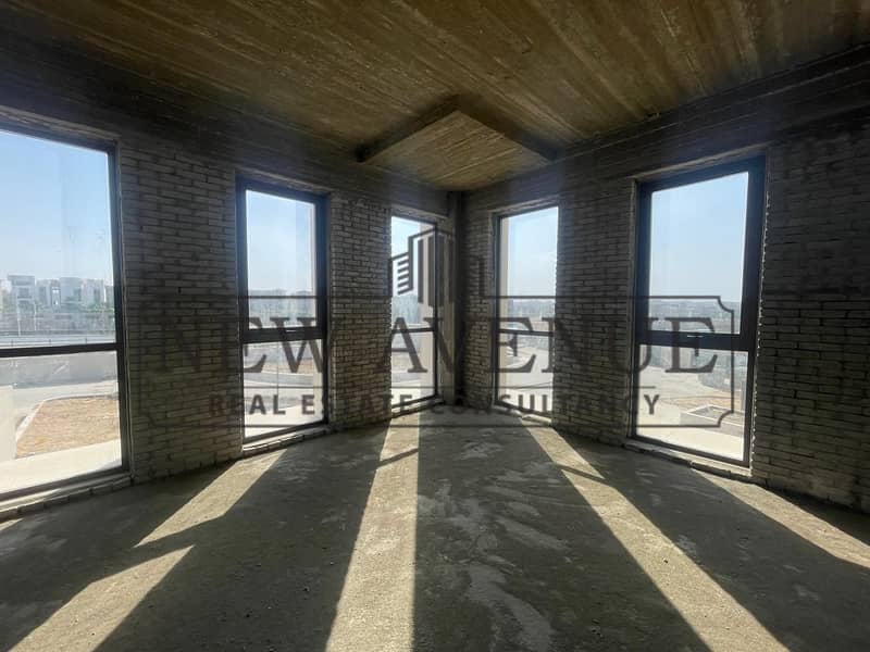 Corner Office with prime location at the place New Cairo - Ansicht 6