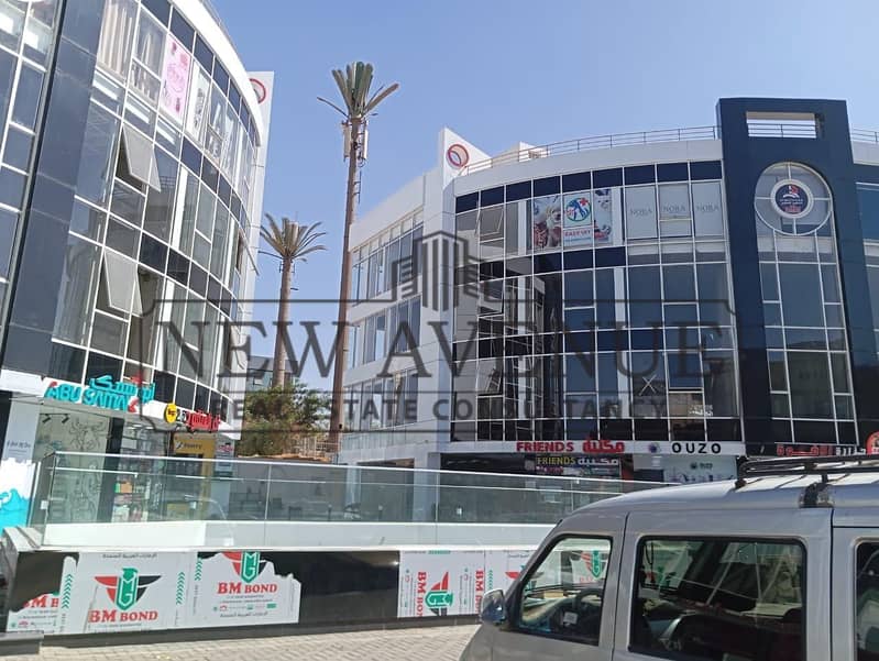 Retail 87m at Aya Mall El Banafseg New Cairo - Widok 3