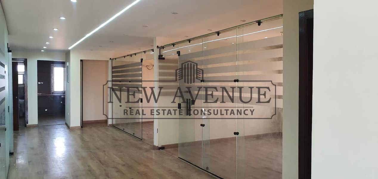 Office 300m fully finished at Almaza for rent - Ansicht 2