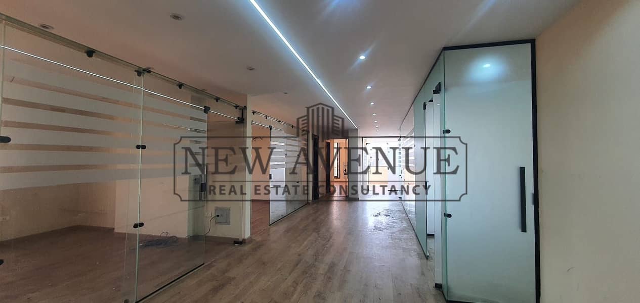 Office 300m fully finished at Almaza for rent - Ansicht 4