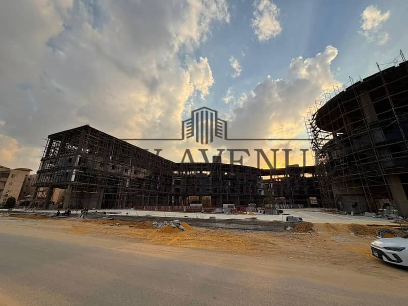 F&B or retail for rent double height at revolve mall prime location directly on tahrir access in front of Mountain View 1.1 - Ansicht 4