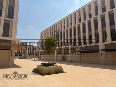 مجمع تجاري  للايجار في القاهرة الجديدة، القاهرة - p39gKUmebNRGgDWxviI3bTCpfMGU3CzgYDOvopsU. jpg