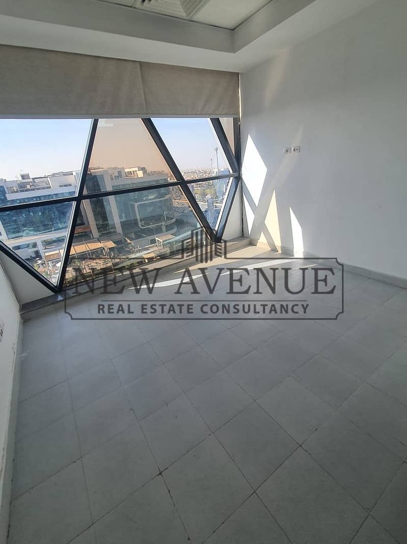 Fully finished office 45m at Cairo Business Plaza - Widok 5