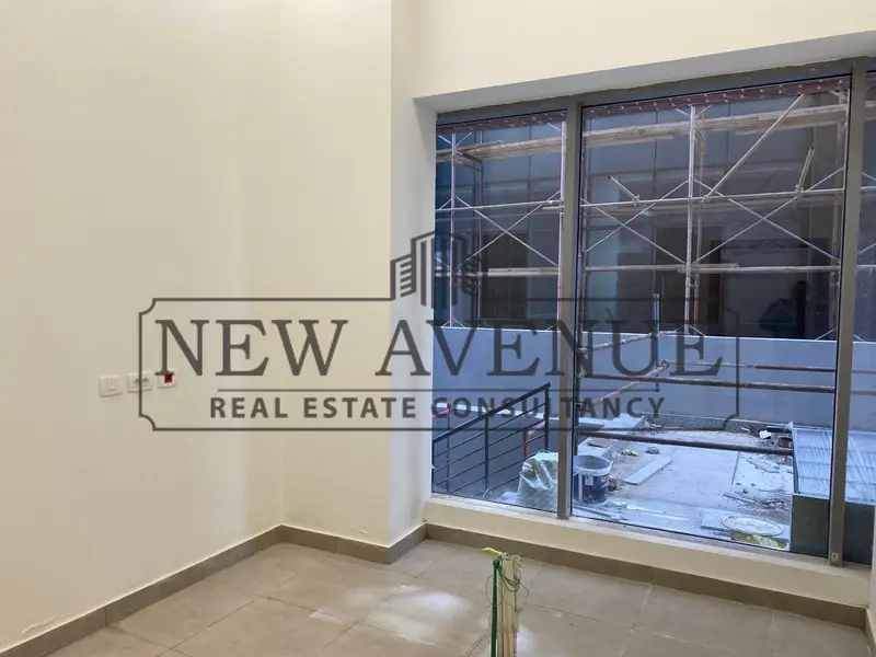 Ground Floor 107 sqm Clinic for rent with underground parking and high speed quality elevators at three sixty new cairo - Més