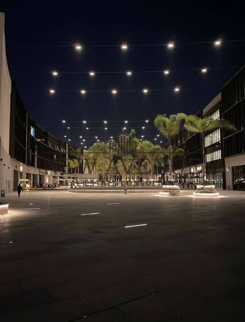 Administrative Office 200 sqm for Sale with the lowest price per meter at Lake town Mehwar Bin Zayed New Cairo - Widok 3