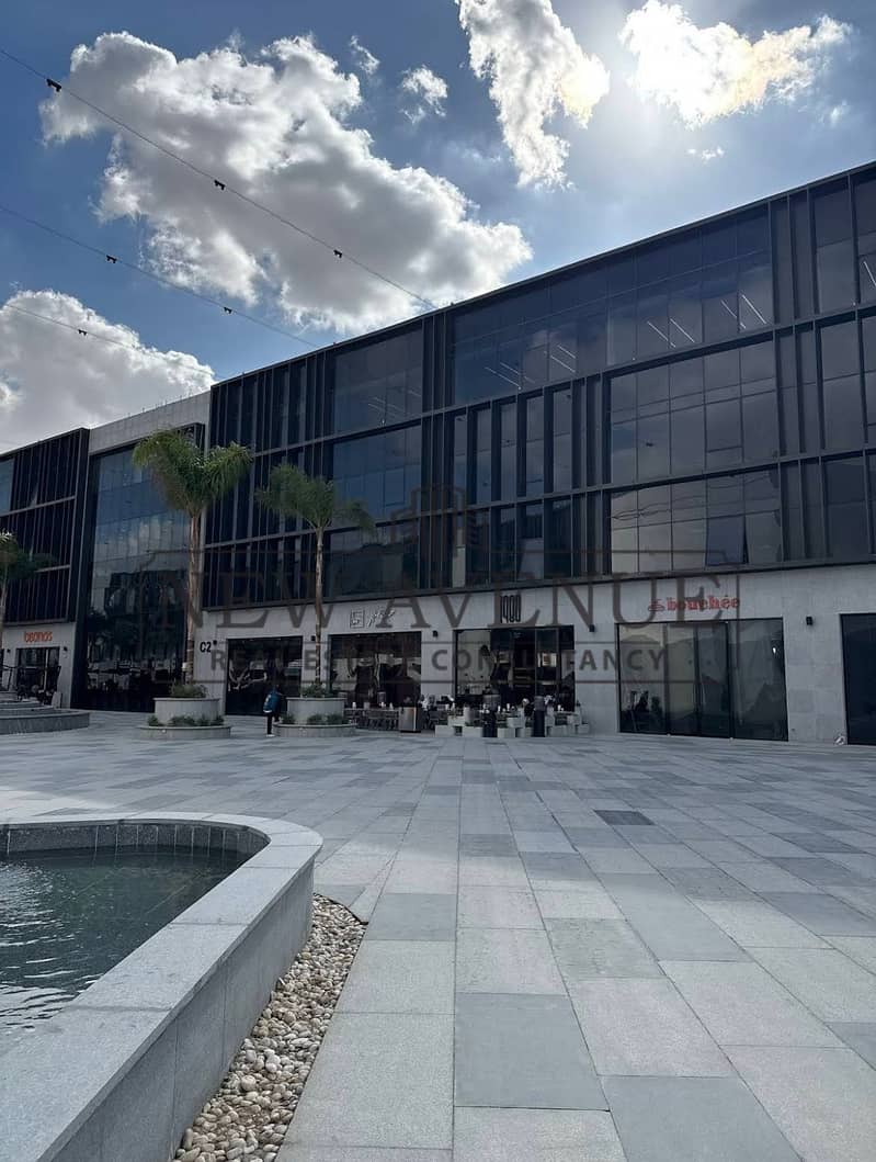 Administrative Office 200 sqm for Sale with the lowest price per meter at Lake town Mehwar Bin Zayed New Cairo - Widok 5
