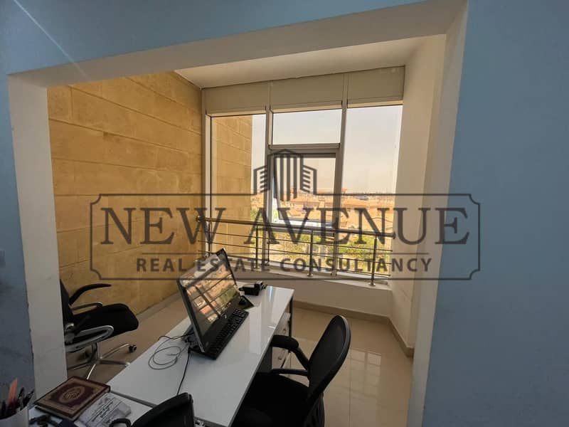 Move-In Ready Administrative Office for Sale at HDP West Walk | Fully Finished & Furnished - Widok 4