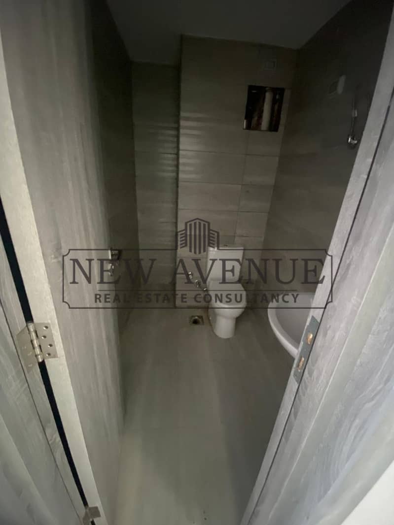 Office 68 SQM for Rent at HQ the best prime and accessible location in new cairo – další