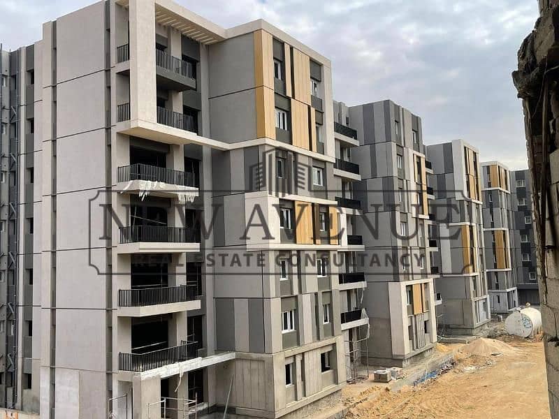 Apartment for sale - with down payment - under market price with very prime location landscape view - ready to move - in Hap Town - Park View phase - - Aanzicht 3