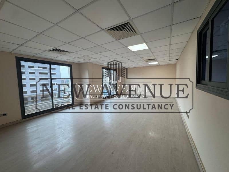 Office For Sale At New Cairo 350M Direct North 90 - Ansicht 2