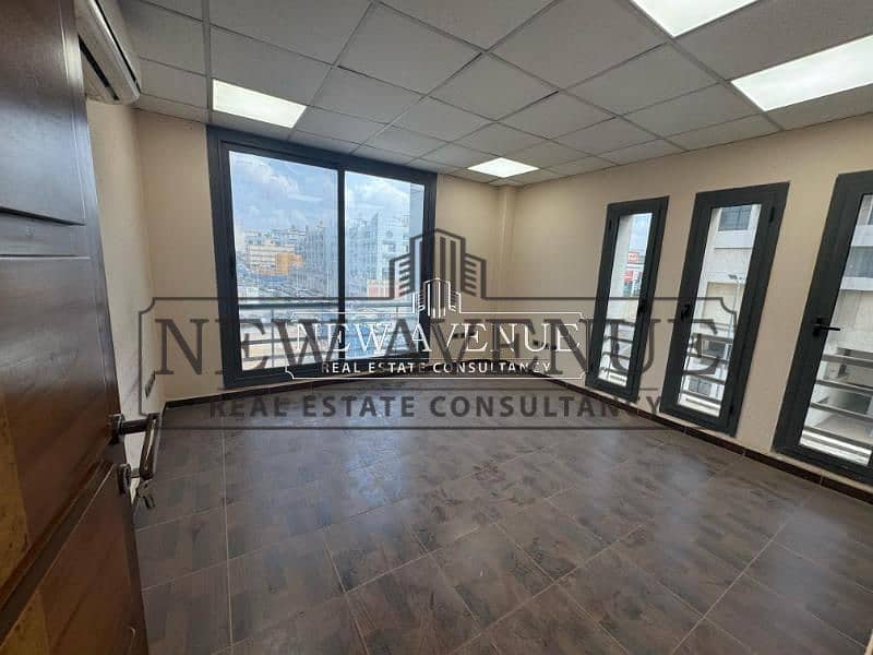 Office For Sale At New Cairo 350M Direct North 90 - Ansicht 3