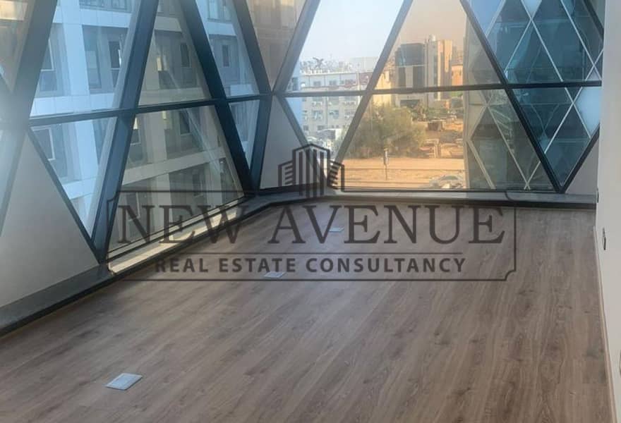 Income property Office with return of investment 8,3 % directly 90st fully finished - Widok 3