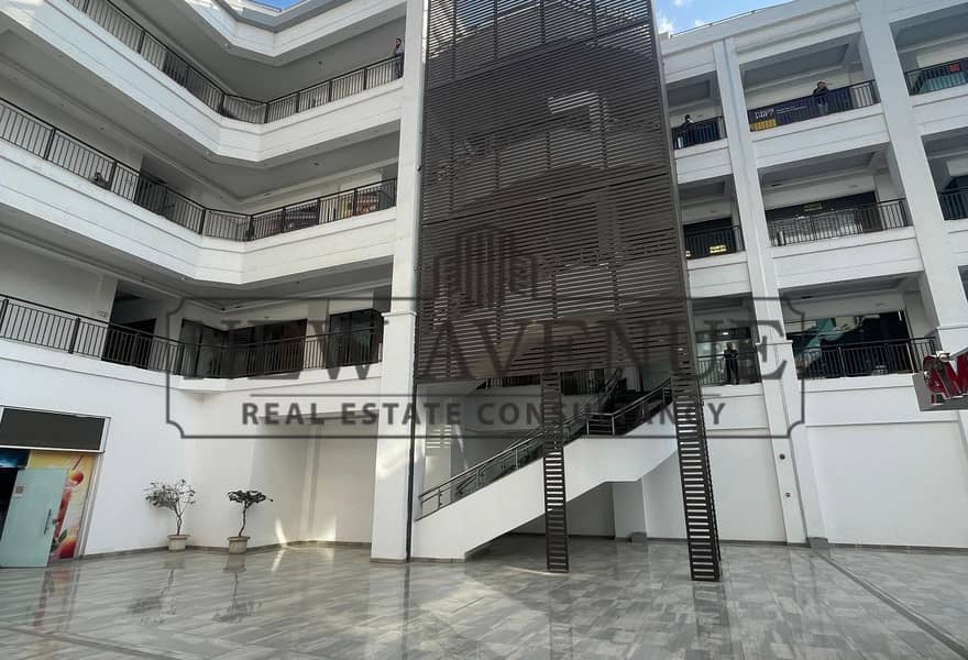 Income Property for sale 254sqm Good ROI 9% New Cairo – pohled 2