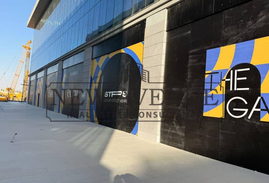 Income Retail with roi 10% in redcon view plaza leased to multinational account - Widok 4