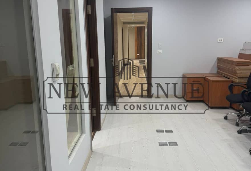 Fully Finished office space 210 sqm for sale at trivium complex – pohled 4