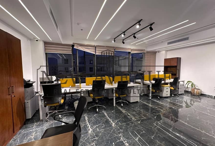 Income property office with roi 7,2% leased to multinational company panoramic view - Vista 4