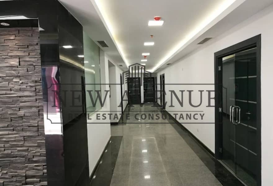 Ready to move Office space for sale with avery prime location Cairo business Plaza – pohled 3