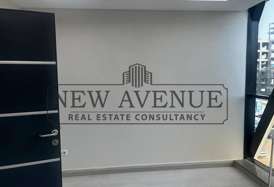 Ready to move Office space for sale with avery prime location Cairo business Plaza – pohled 5