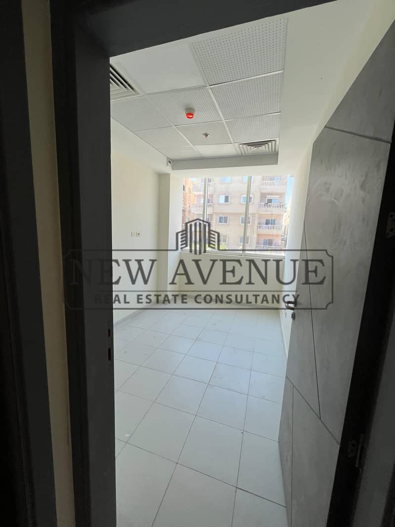 Fully finished clinic for rent in prime location - Aanzicht 2