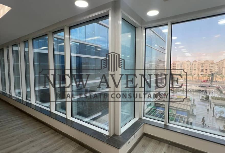 Rady to move office triuvium square plaza view - Widok 6