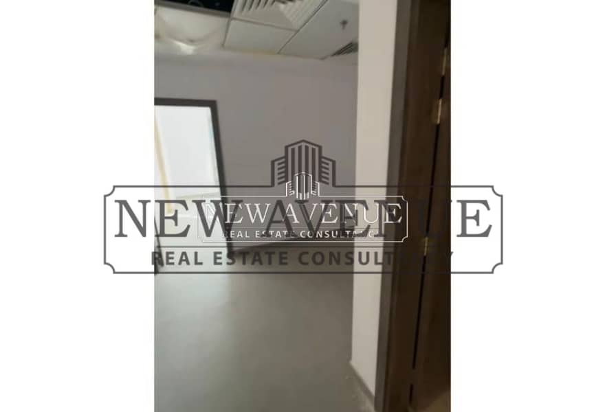 plaza view ready to move clinic - golden square For rent - Ansicht 5