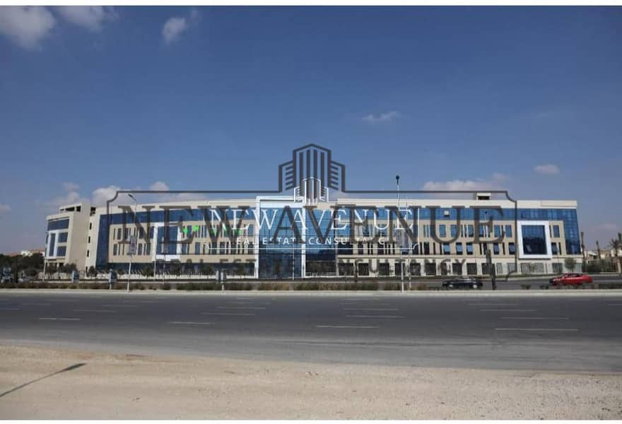 plaza view ready to move clinic - golden square For rent - Mehr
