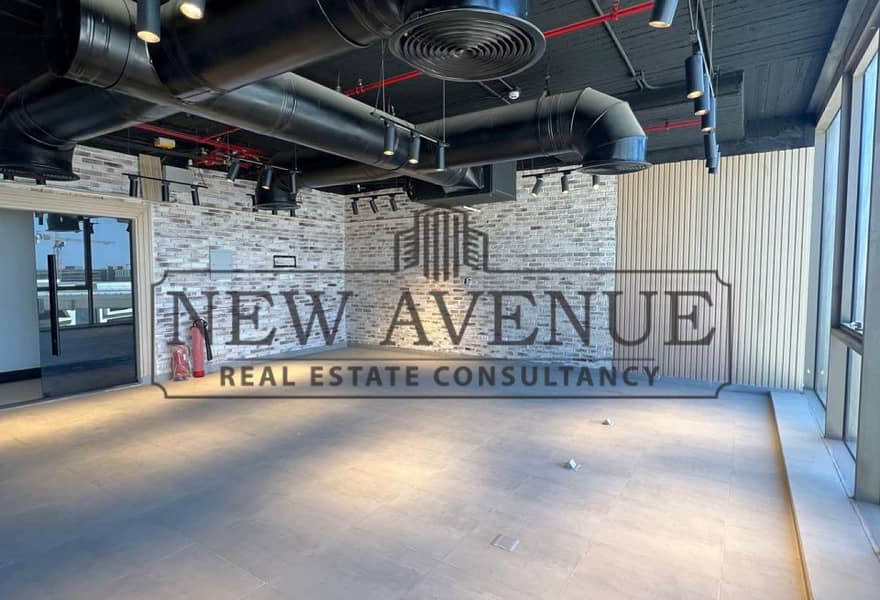Ready to move Fully Finished Office space for rent 5A WATER WAY - Widok 3