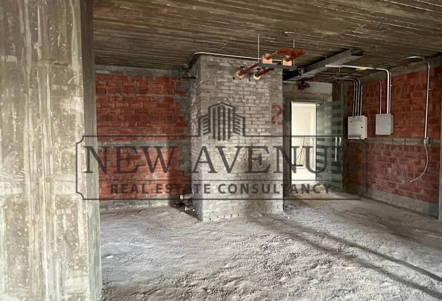 Ready to Move Prime Office space for Rent in Maspero Towers - View 3