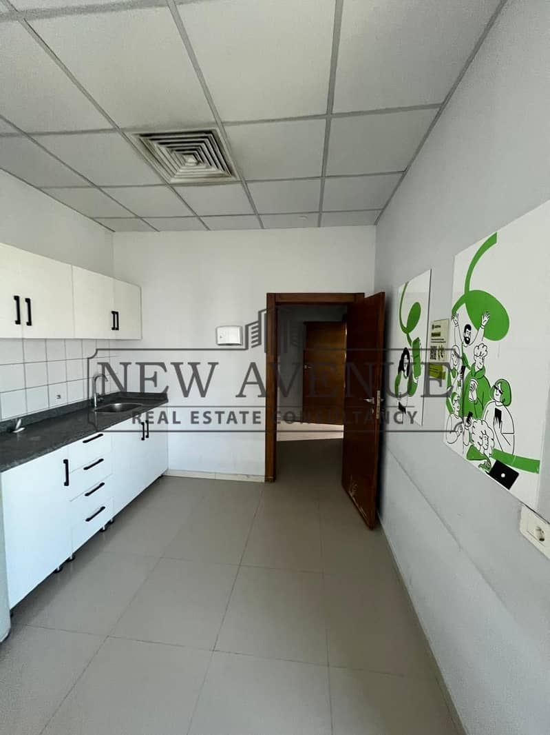 Ready to Move Furnished Office for rent 450 sqm Direct on 90St Sector one - Ansicht 6