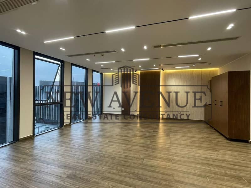 Ready to move Fully Finished Office for rent 87 sqm EDNC - Widok 4