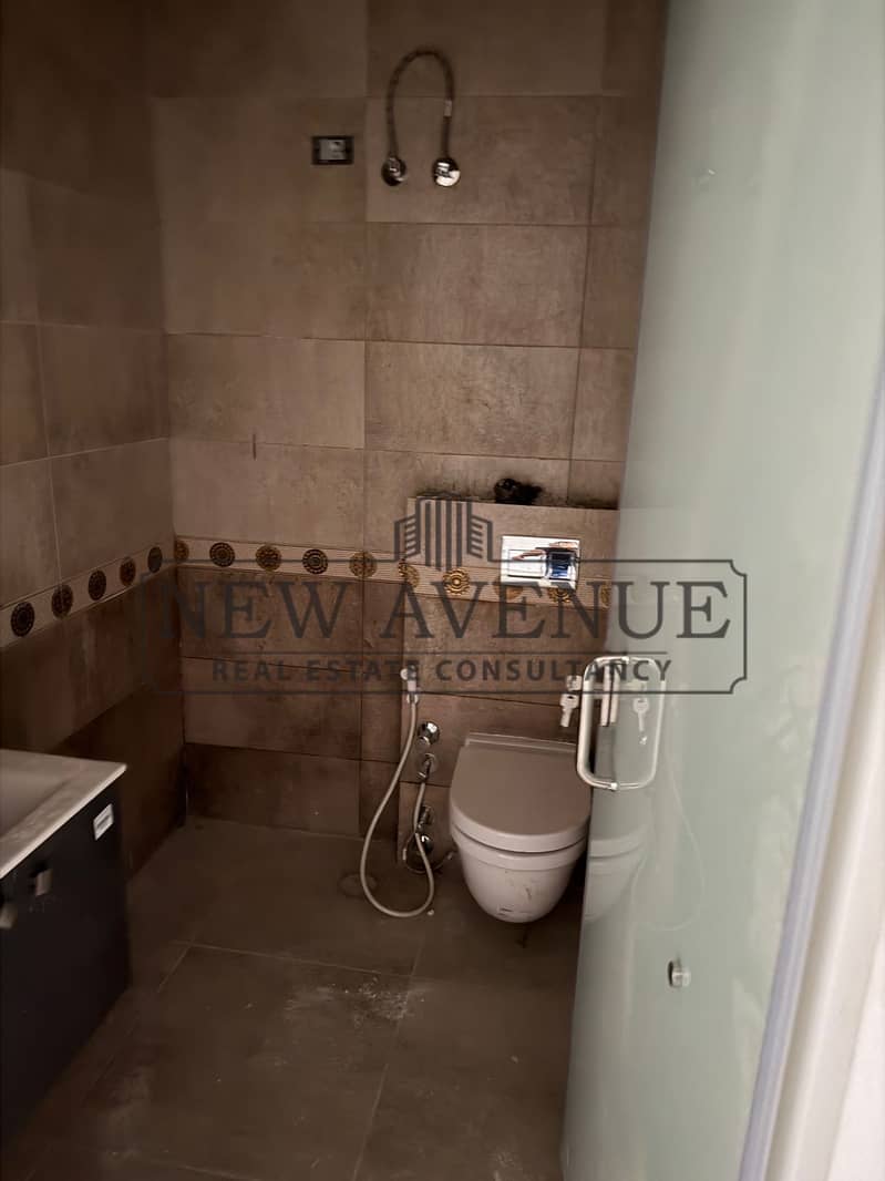 Fully Finished Office 75m for Rent in Lake Town - Więcej