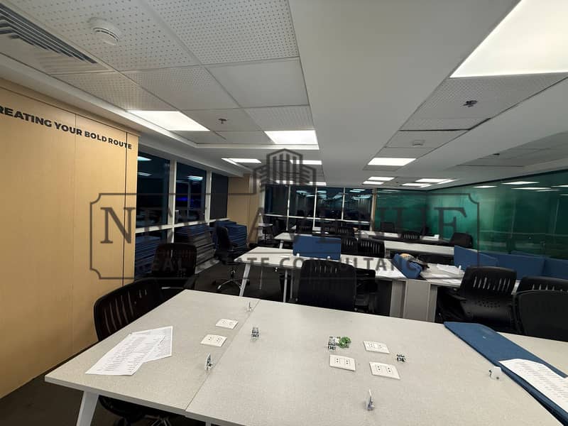 Fully finished Administrative Office space for rent with avery prime location Ready to move - Więcej