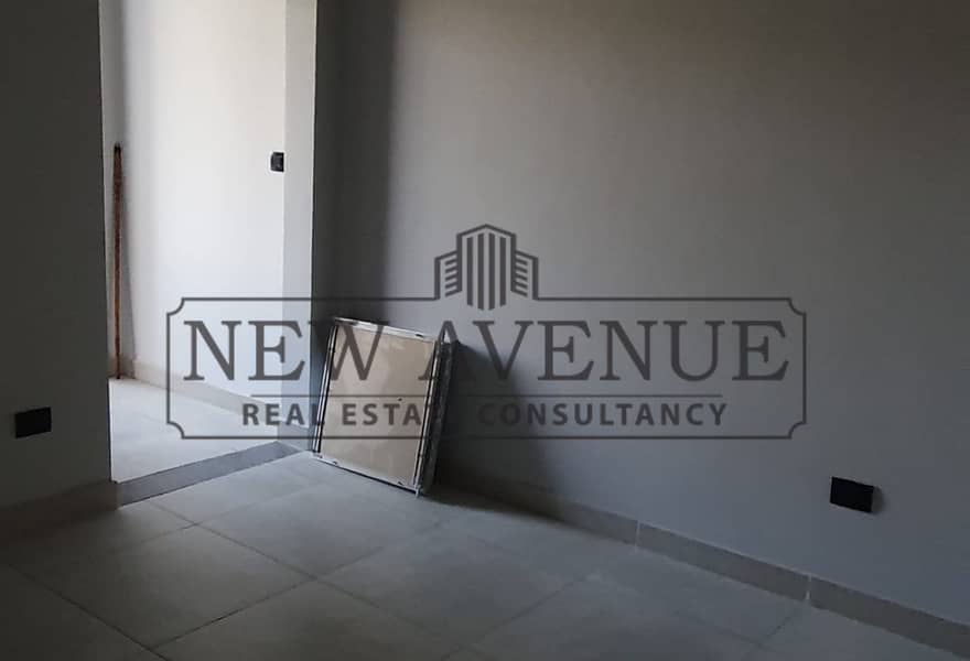 Fully finished Medical clinic for rent 49 m with avery prime location at hale town palm hills - Więcej