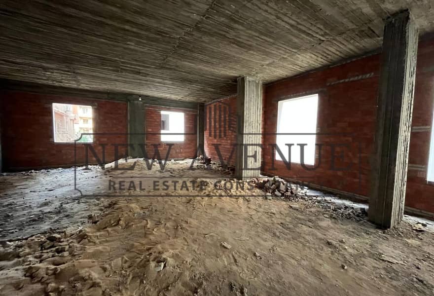 Commercial Warehouse for rent 500sqm With a very prime location Mokkatem 9 Street - Widok 5