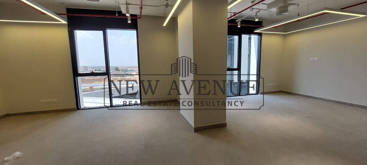 Fully Finished Office Ready To Move Includes 1 Parking Slot For Sale at Hyde Park New Cairo - Ansicht 4